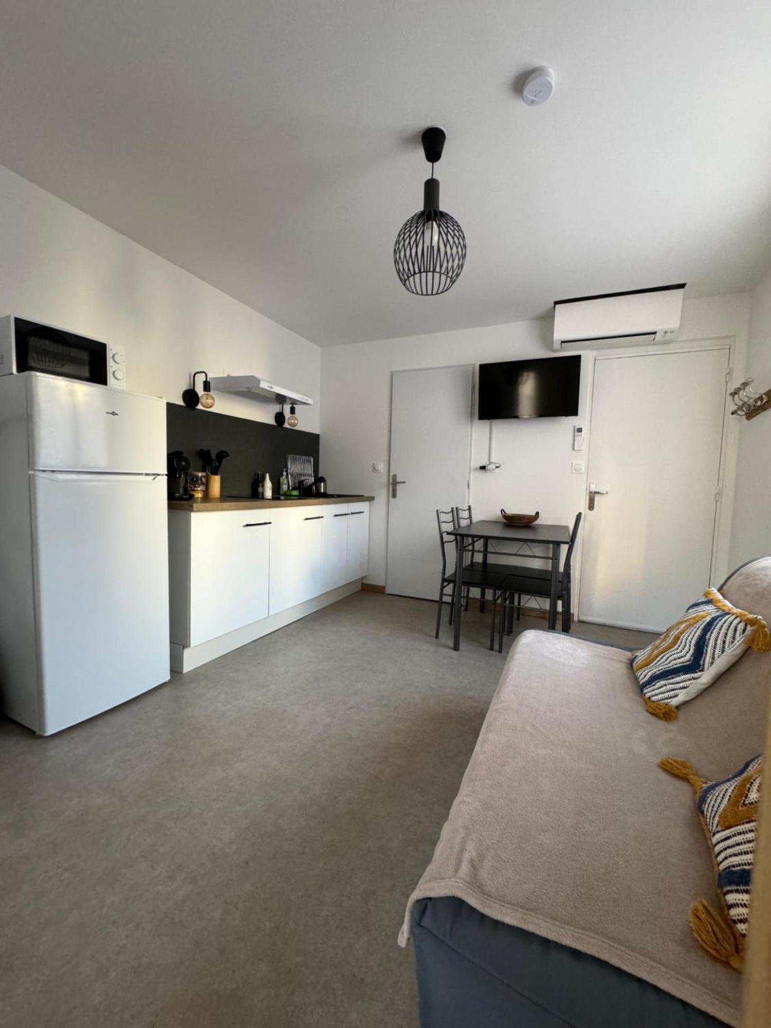 Lamourguier 1, Proche Des Halles, Wifi, Bureau Narbonne Exterior photo